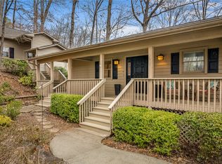 51 Commodore Dr, Salem, SC 29676