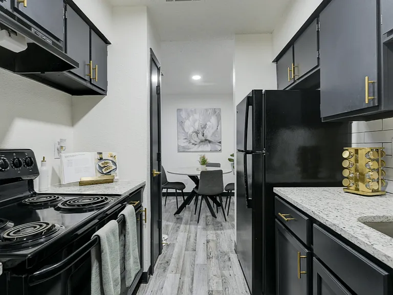 Ranch at 1856 Apartments — Photo 2