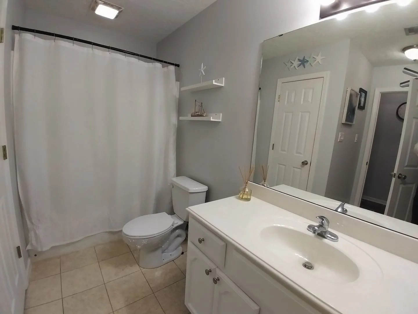 115 North Ridge Dr. — Photo 2
