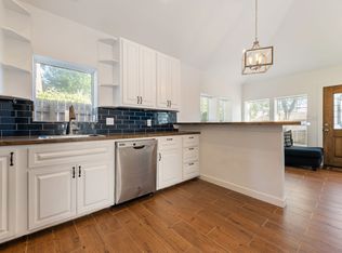 2318 Santa Rosa St, Austin, TX 78702