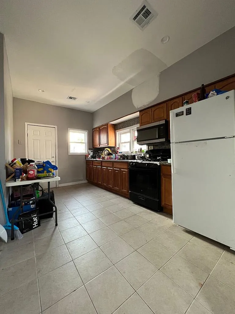 95 Hancock Ave — Photo 4