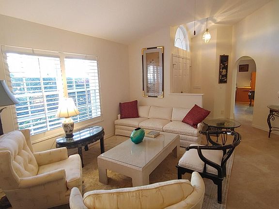3rd image of 16461 Riverwind Dr