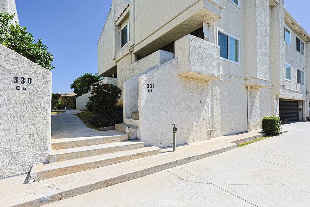 3 bed, 1433 sqft, $3,100 — Photo 4