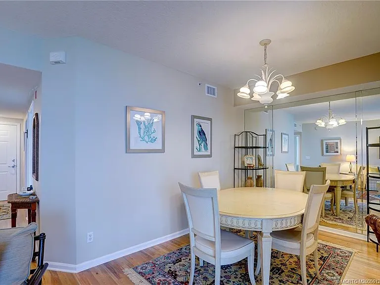 5750 NE Island Cove Way #3203 — Photo 32