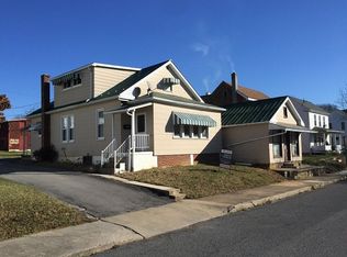 405 Locust St, Burnham, PA 17009