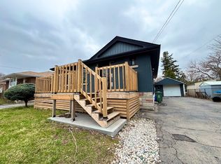 908 Fennell Ave E UNIT 2, Hamilton, ON L8V 1W6