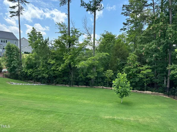 108 Channel Cove Dr, Holly Springs, NC 27540