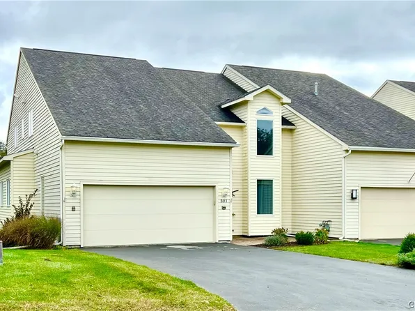 301 Bunker Hill Way, Syracuse, NY 13207