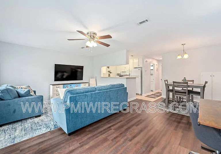 208 Foxchase Ln — Photo 7