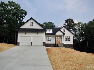 4630 Glen Hollow Ln NE, Hickory, NC 28601