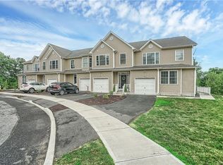 39 Pinto Rd E, Middletown, NY 10941