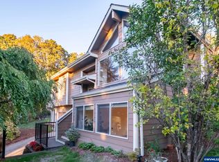 407 S 30th St, Philomath, OR 97370