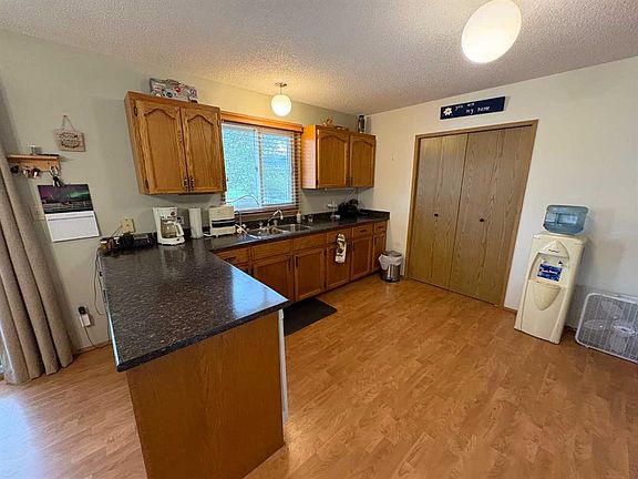 5th image of 10313 W 89th St