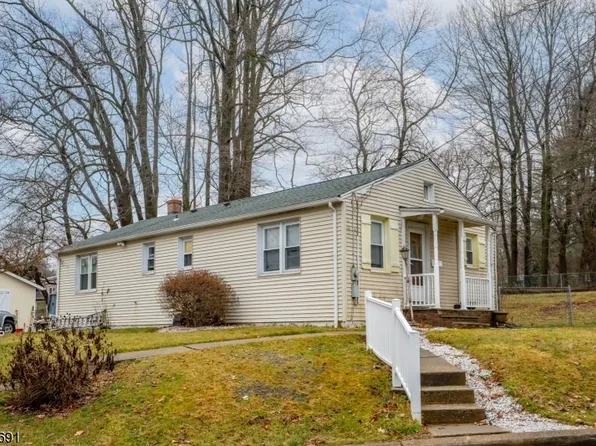 11-13 Polk Ave, Victory Gardens Boro, NJ 07801