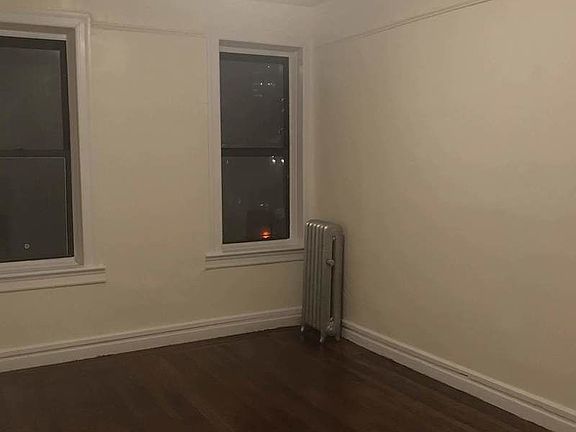 4th image of 144 E 208th St APT 1B