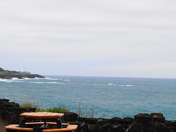 5th image of 115 SE Whalesong Dr
