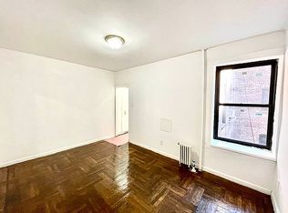 679 48th St APT 3A, Brooklyn, NY 11220