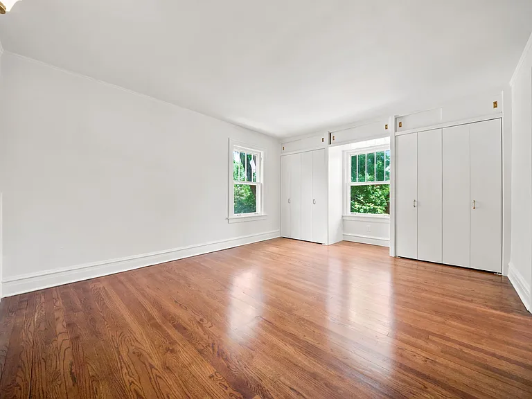 1110 N Wheaton Ave — Photo 13