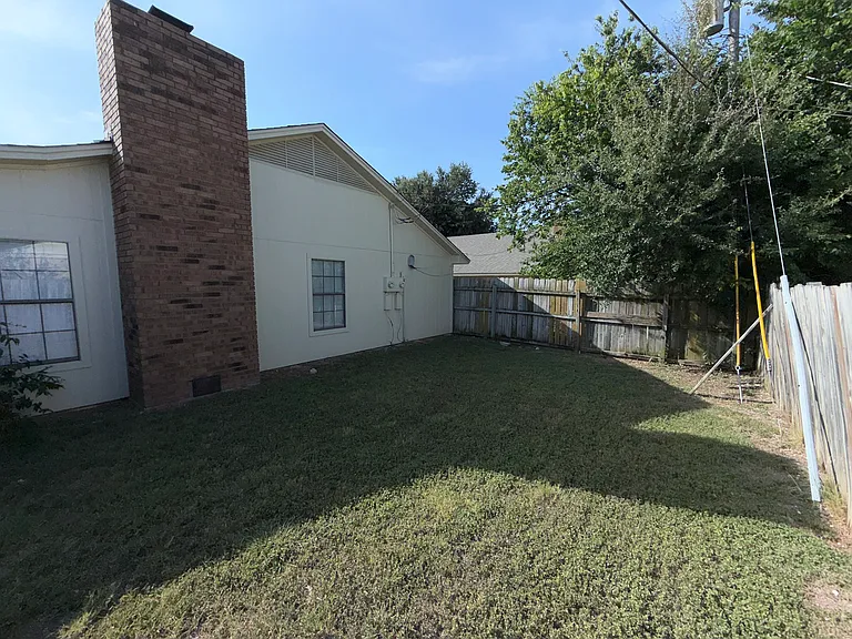 4504 Calle Nogal St #B — Photo 8