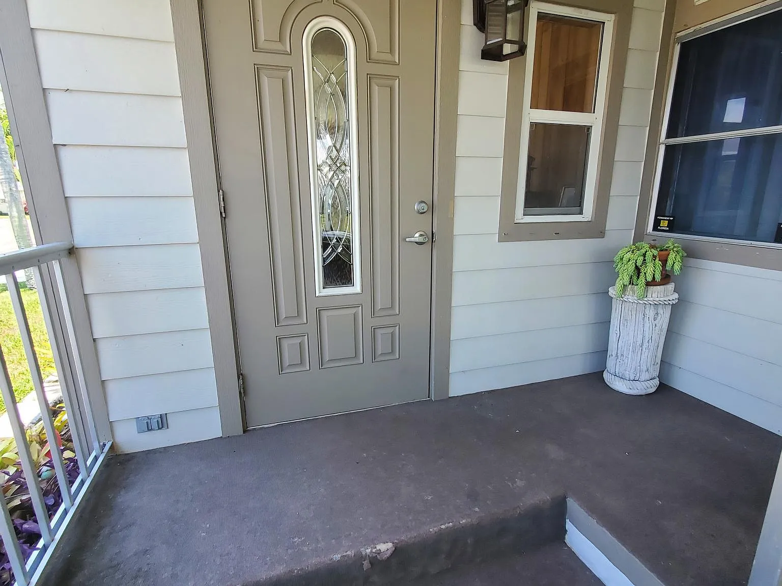 4800 SE Federal Hwy — Photo 2