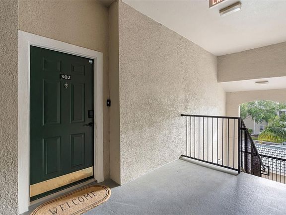 2nd image of 5160 Northridge Rd Unit 302