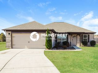 108 Eagles Watch Ct, New Market, AL 35761