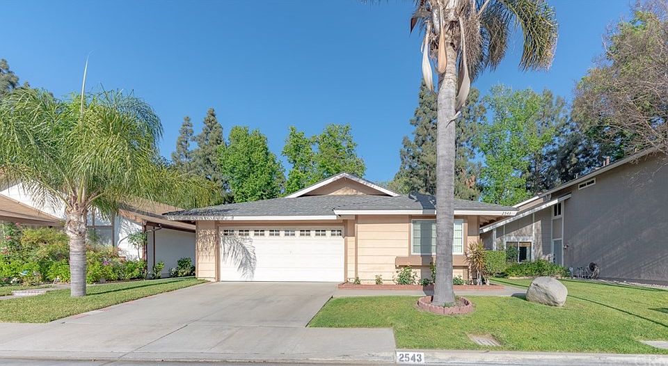 1st image of 2543 S Miramonte Ave