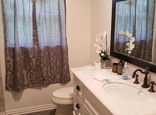 1504 Mabry Rd, Baytown, TX 77520