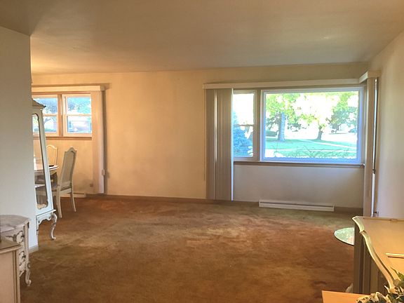4th image of 7021 W Kedzie St