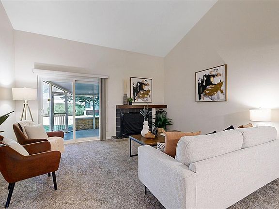 4th image of 246 S 22nd Avenue