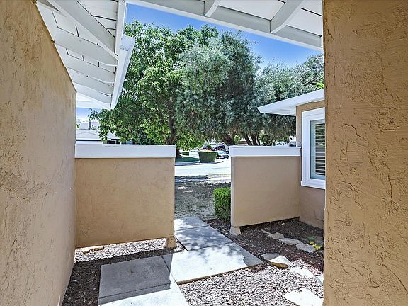 4th image of 4075 Beebe Cir