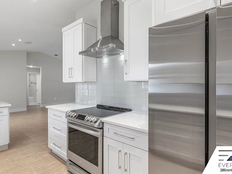 12 Walt Pl — Photo 19