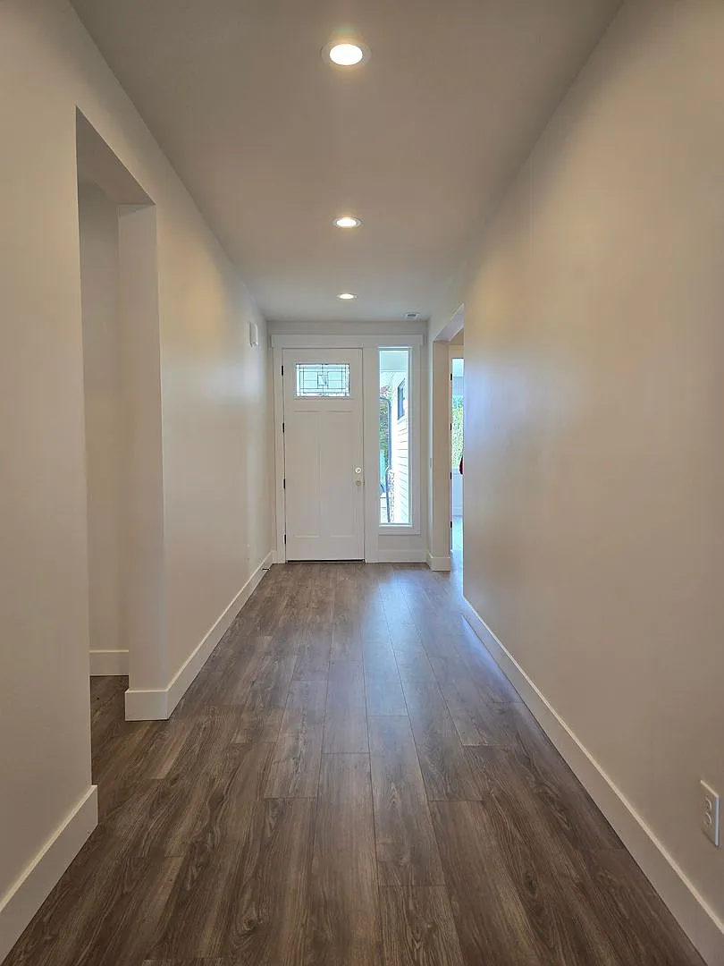 New Construction, 3 Bedroom Edgewood Rambler — Photo 2