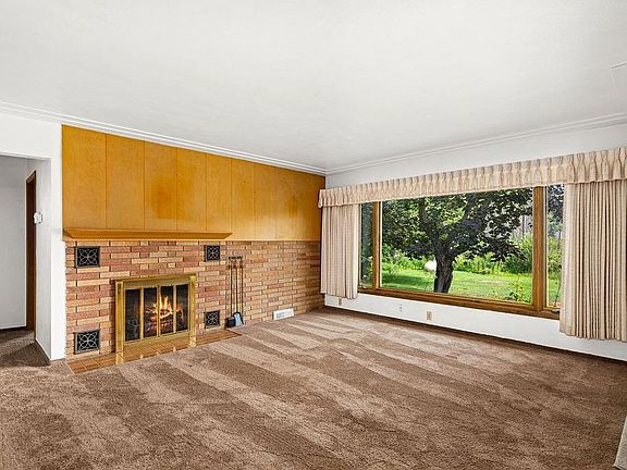 3rd image of 3731 Stebner Rd