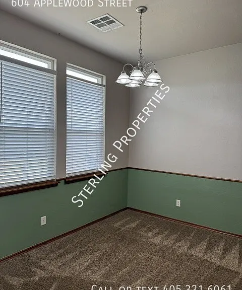 604 Applewood St — Photo 11