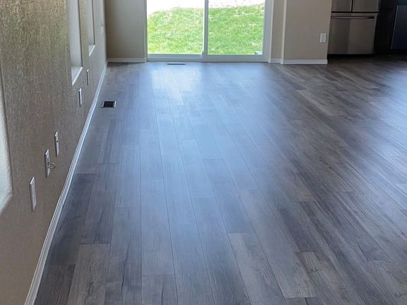 2nd image of 3684 Vineyard Cir
