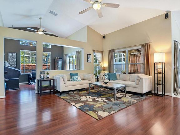 4th image of 12147 Bishopsford Dr