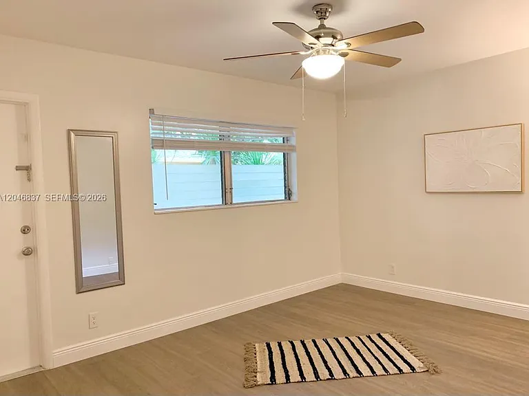 815 Middle River Dr #204 — Photo 12