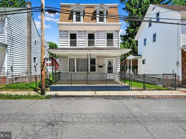 221 S Delaware Ave, Minersville, PA 17954
