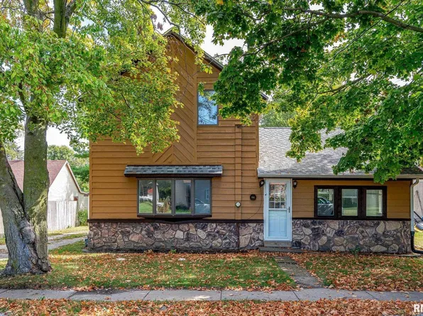 516 N Williams St, Reynolds, IL 61279