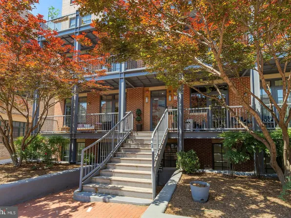 2412 17th St NW Unit C03, Washington, DC 20009