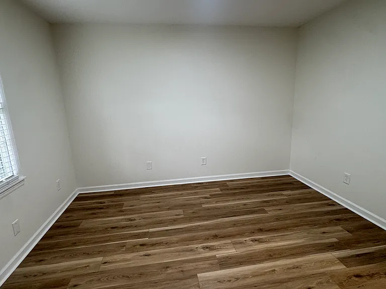 1127 16th Ave #105 — Photo 12