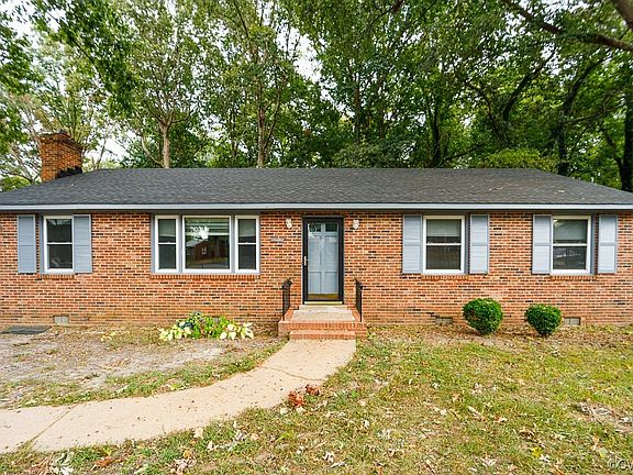 3rd image of 2737 Gainford Cir