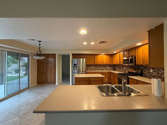 4th image of 6406 W El Cortez Pl