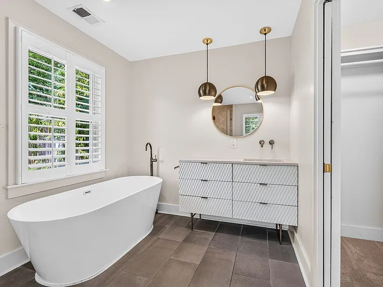 1118 Browning Rd — Photo 40