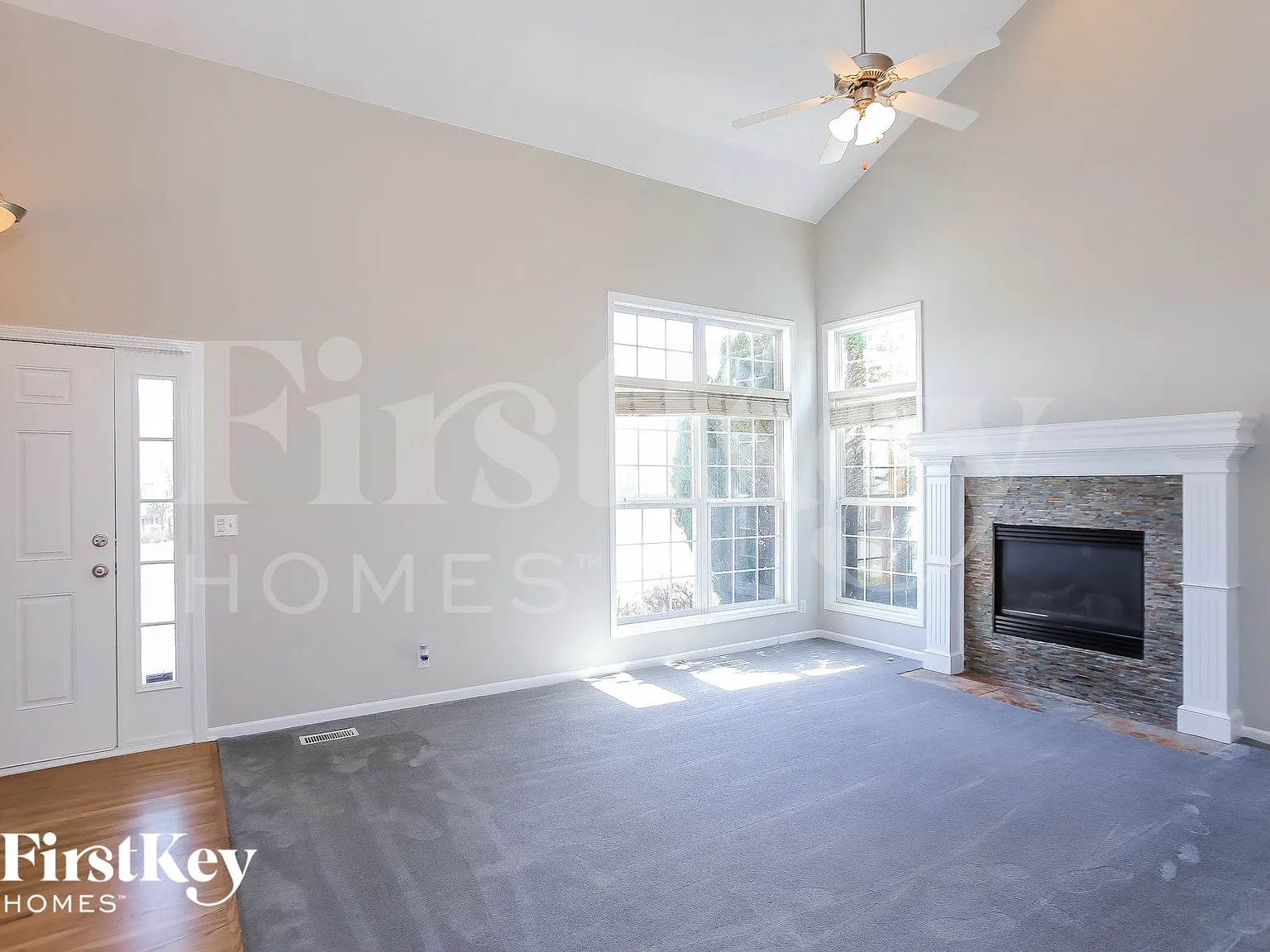 4 bed, 2.5 bath, 2315 sqft, $3,105 — Photo 3