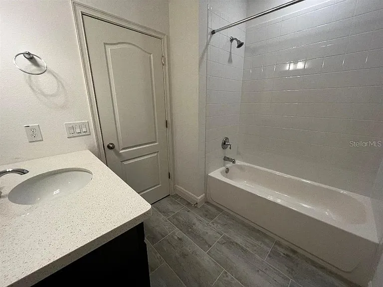 6561 Calamondin Dr — Photo 17