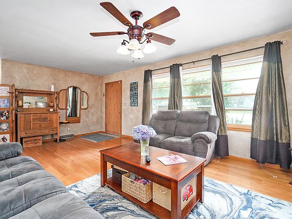 4th image of 2023 S Arcadia Ave
