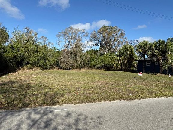 4th image of Singleton Ave Lot 8