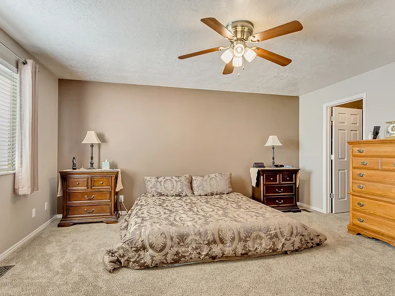 4573 S 5505 W — Photo 24